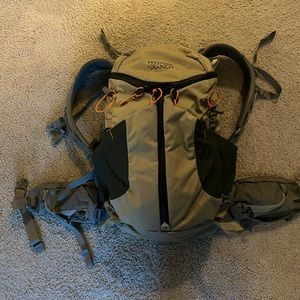 Mystery Ranch Coulee 25L Hiking Backpack